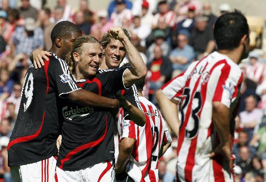 采用贴扎 采用贴扎